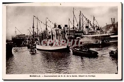 Ansichtskarte AK Bateau Marseille Couronnement de ND de la Garde DEpart du cortege