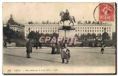 Ansichtskarte AK Lyon Place Bellecour et Louis XIV