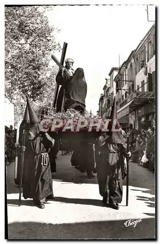 Cartes postales moderne Perpignan Semaine sainte en Roussillon La procession de la Sanch Le cortege des Mysteris