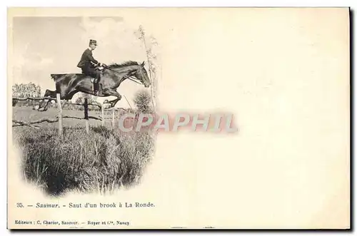 Ansichtskarte AK Cheval Equitation Hippisme Saumur Saut d&#39un brook a la ronde