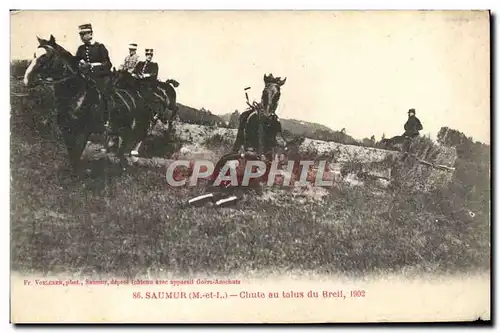 Cartes postales Cheval Equitation Hippisme Saumur Chute au talus du Breil 1902