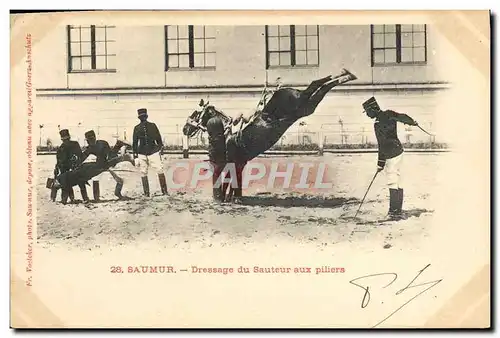 Cartes postales Cheval Hippisme Saumur Dressage du sauteur aux piliers