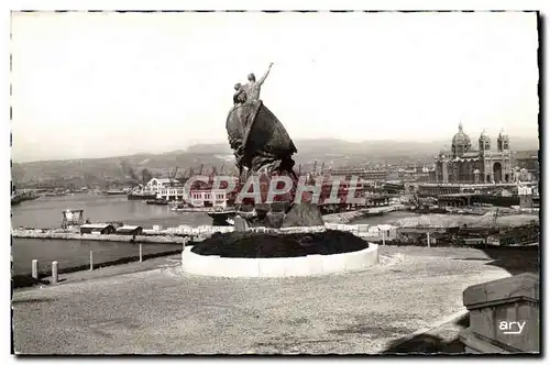 Cartes postales moderne Marseille Le Phare Monument aux Heros de la mer et bassin de la Joliette