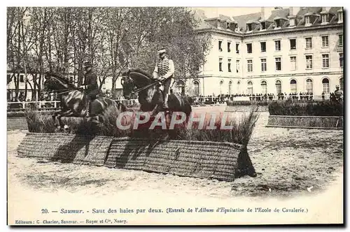 Cartes postales Hippisme Cheval Saumur Saut des haies par deux