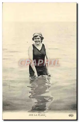 Cartes postales Femme Maillot de Bains Sur la plage