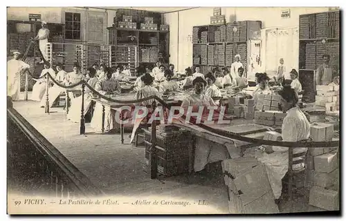 Cartes postales Vichy La pastillerie de l&#39Etat Atelier de cartonnage TOP