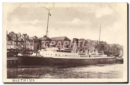 Ansichtskarte AK Bateau Paquebot Worthing au quai de la gare maritime Dieppe