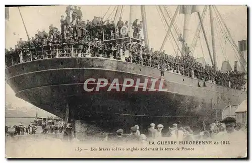 Cartes postales Militaria Les braves soldats anglais acclament la terre de France Bateau