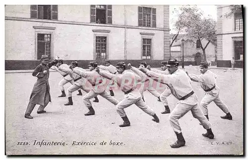 Ansichtskarte AK Infanterie Exercice de boxe