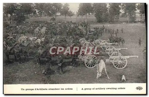 Cartes postales Militaria Un groupe d&#39artillerie attendant leur ordre