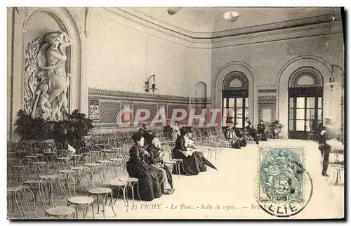 Cartes postales Thermalisme Vichy Le parc Salle de repos