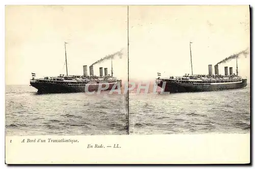 Cartes postales Bateau Paquebot A bord d&#39un transatlantique En rade