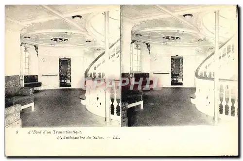 Cartes postales Bateau Paquebot A bord d'un transatlantique l'antichambre du salon
