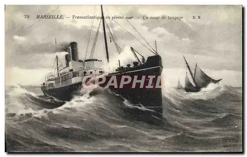 Cartes postales Bateau Paquebot Marseille Transatlantique en pleine mer Un coup de tangage