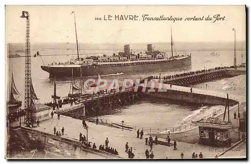 Cartes postales Bateau Paquebot Le Havre Transatlantique sortant du port