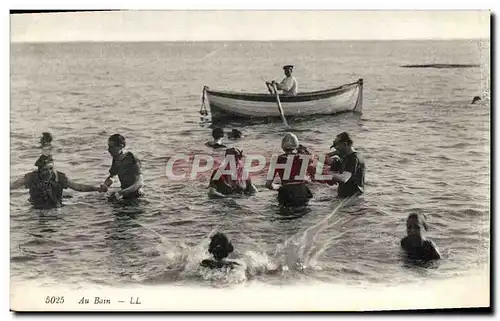 Cartes postales Femme Maillot de Bains Au bain