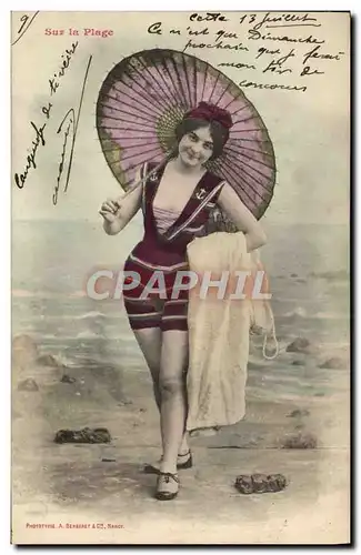 Cartes postales Femme Maillot de Bains Eventail Sur la plage