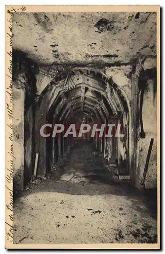 Cartes postales Militaria Fort De Vaux Galerie Par Ou Les Allemands penetrerent dans la fort