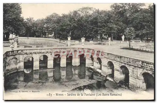 Cartes postales Nimes Jardins De La Fontaine Les bains romains