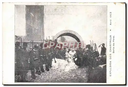 Ansichtskarte AK Expulsion des Chartreux Avril 1903 Sortie des peres