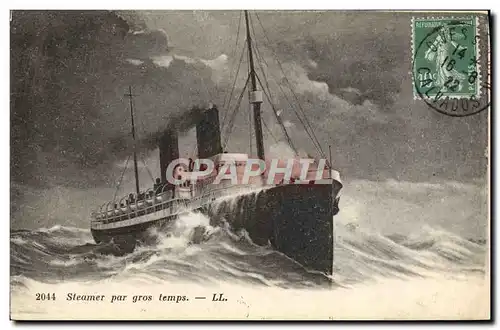 Cartes postales Bateau Paquebot Steamer par gros temps