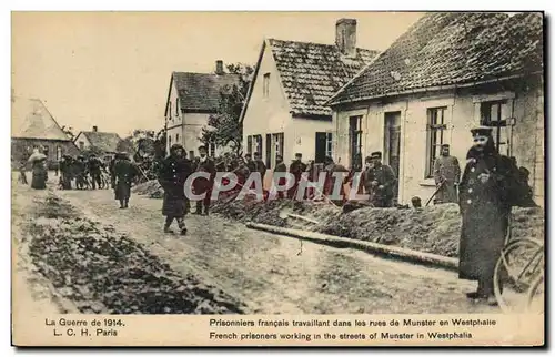 Cartes postales Militaria Prisonniers francais travaillant dans les rues de Munster en Westphalie