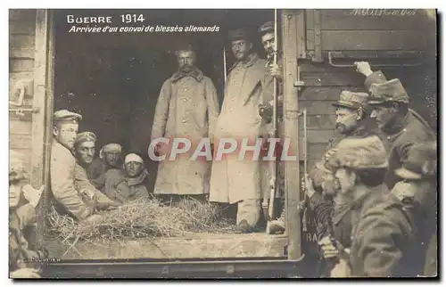 Ansichtskarte AK Militaria Arrivee d&#39un convoi de blesses allemands
