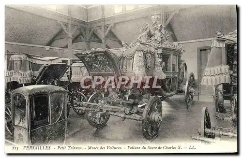 Cartes postales Palais de Versailles Petit Trianon Musee des voitures Voiture du sacre de Charles X