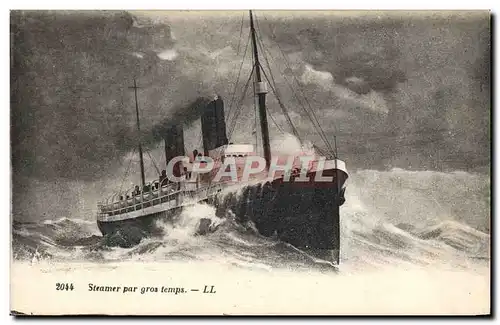 Cartes postales Bateau Paquebot Steamer par gros temps