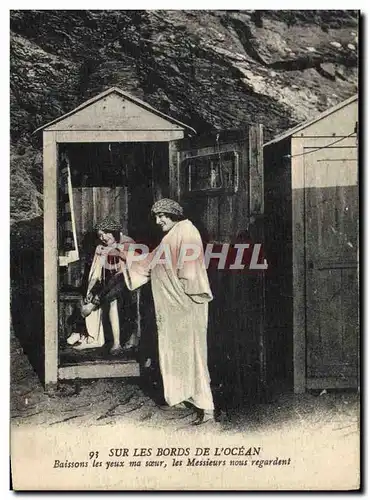 Ansichtskarte AK Folklore Maillot de Bains Femme Sur les bords de l&#39Ocean