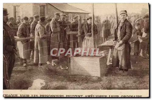 Cartes postales Militaria Chaque jour les prisonniers peuvent ameliorer leur ordinaire