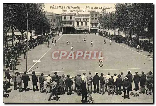 Cartes postales Pezenas Place du 14 juillet Une partie au tambourin TOP