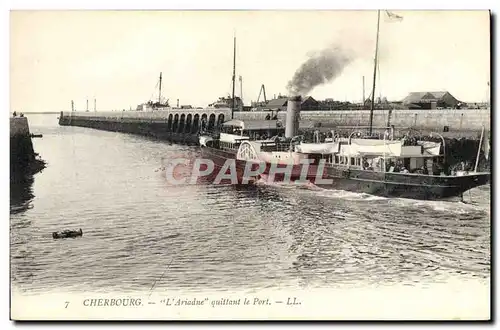 Cartes postales Bateau Cherbourg L'Ariadne quittant le port