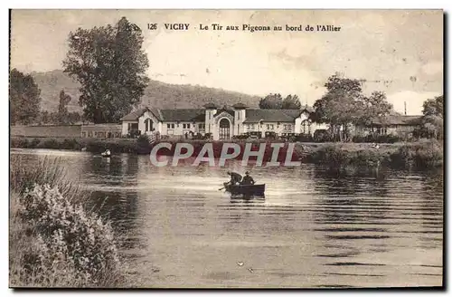 Cartes postales Vichy Le tir aux pigeons au bord de l&#39Allier