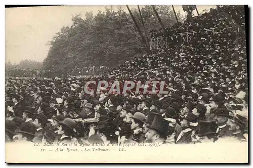 Cartes postales MM le Roi d&#39Italie et la reine a Paris 1903 A la revue Les tribunes