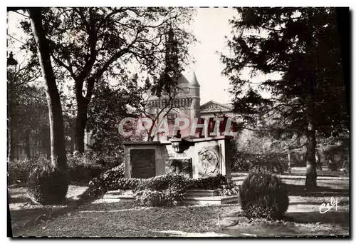 Cartes postales moderne Toulouse Monument Jean Jaures Square General de Gaulle Le donjon du Capitole