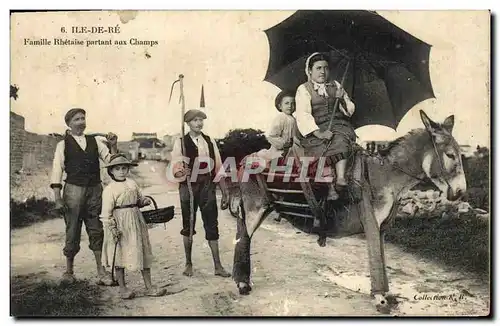 Ansichtskarte AK Ane Mule Ile de Re Famille Rhetaise partant aux Champs