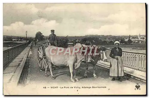 Ansichtskarte AK Attelage Vichy Le pont de Vichy Attelage Bourbonnais