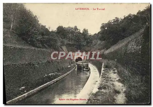 Cartes postales Bateau Peniche Liverdun Le tunnel