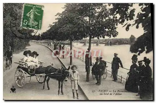 Ansichtskarte AK Ane Mule Vichy La promenade au bord de l&#39Allier