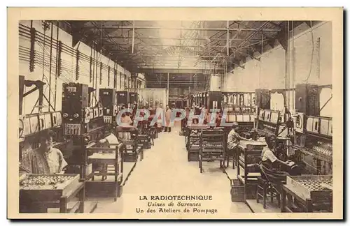 Ansichtskarte AK La Radiotechnique Usines de Suresnes Un des ateliers de pompage