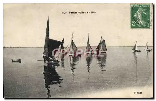 Cartes postales Bateau Peche Petites voiles en mer