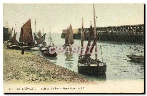 Cartes postales Bateau Peche Le Treport L&#39entree du port a maree basse