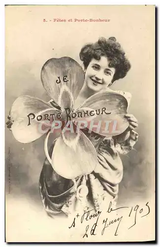 Ansichtskarte AK Fantaisie Femme Porte Bonheur Trefle
