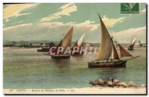 Cartes postales Bateau Cette Rentree des bateaux de peche