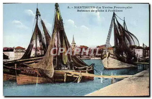 Ansichtskarte AK Bateau Martigues La Venise provencale Bateaux de peche a Ferrieres