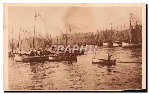 Ansichtskarte AK Bateau Concarneau La flotille des sardinieres