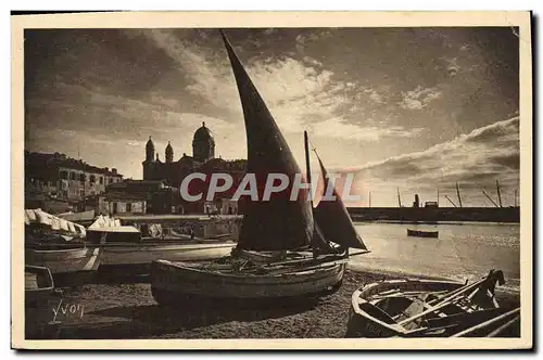 Cartes postales Bateau Saint Raphael Le port et Notre Dame de la Victoire