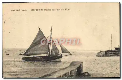 Cartes postales Bateau de peche sortant du port Le Havre