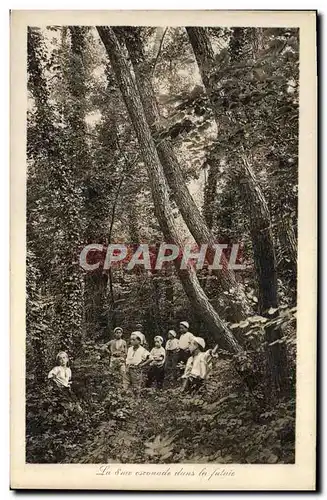 Cartes postales Enfants La 8eme escouade dans la futaire Le chantier Rue de Bercy paris colonie de vacances